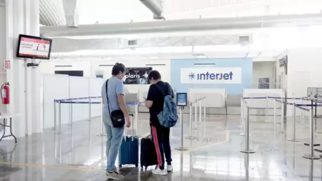 La Profeco emitió una alerta para evitar establecer relaciones comerciales con la aerolínea. Foto: Lucio Blanco.