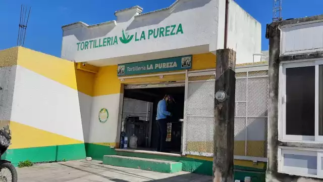 Las tortillerías han sufrido severos golpes en su economía, ya que la población redujo el consumo de este alimento.