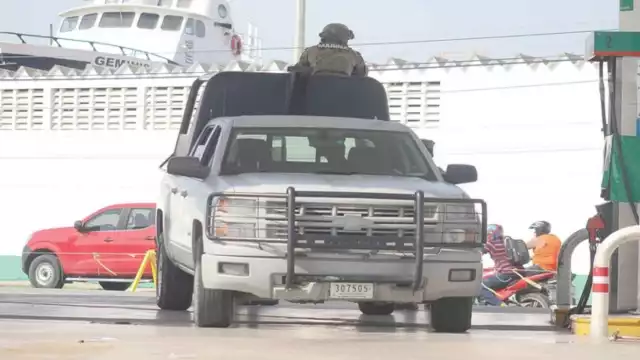 El tráfico ilegal de hidrocarburos es otro giro que organizaciones
delictivas buscan controlar en Ciudad del Carmen. Foto: Por Esto!