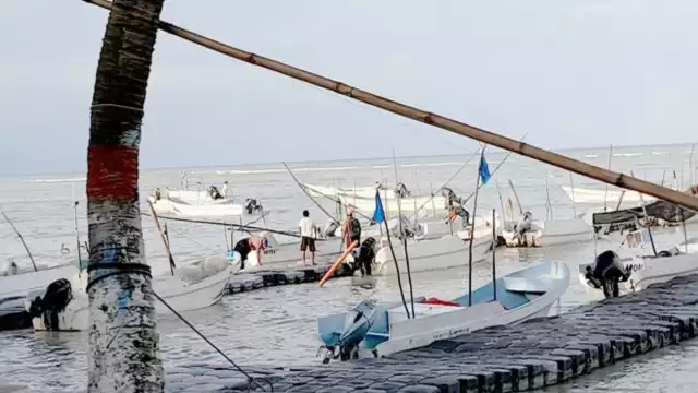 Las condiciones del clima ocasionaron el cierre de puertos en Champotón. Foto: José Valencia.