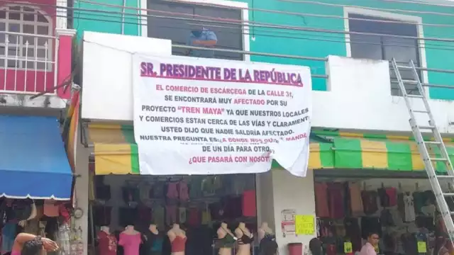 Los comerciantes argumentan que el megaproyecto dañará su economía. Foto: Joaquín Guevara.