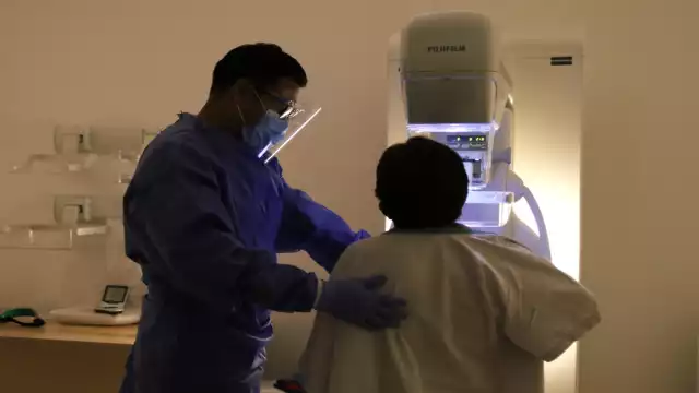 Debido a la pandemia, este año se redujo el número de mujeres que se hizo la mastografía. Foto: Jorge Delgado.