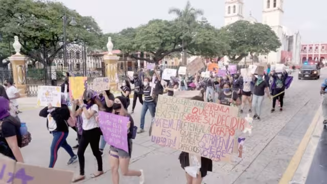 Estela Reyes señala que las autoridades deben investigar, sancionar, atender y reparar el daño hacia las mujeres que han sido víctimas de violencia. Foto: Lucio Blanco.