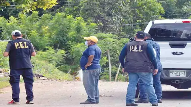 El padre de Erica también participó en la movilización policíaca. Foto: Óscar Suaste.