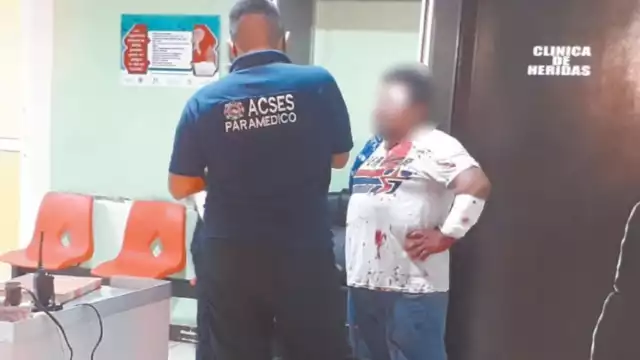 El lesionado fue confundido por otro hombre que había huído de una vivienda.
