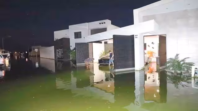 Los vecinos no fueron incluidos en el encuentro para buscar soluciones. Por Martín Zetina.