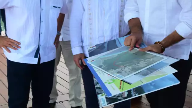 El puente vehicular Nichupté es promovido por el gobierno del estado, a través de una concesión. Foto: Víctor Ávalos.