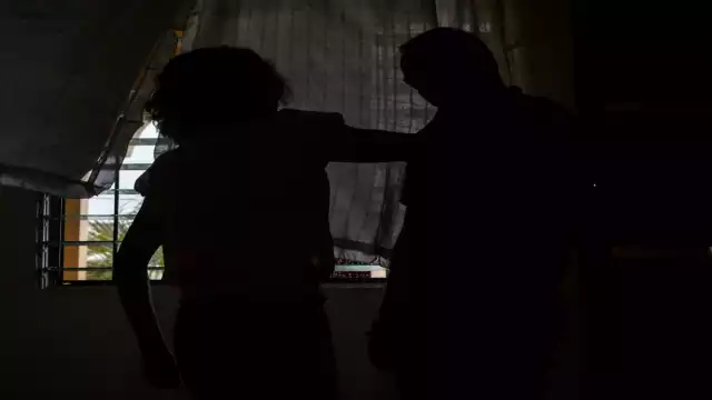 Durante 11 años, Héctor sufrió maltrato por parte de su pareja
quien en una ocasión lo acuchilló.