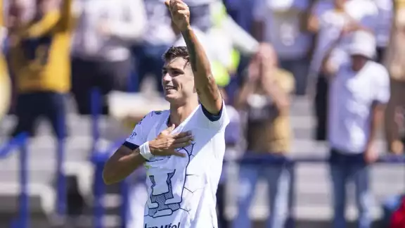 Juan Dinenno fue uno de los mejores jugadores que ha tenido Pumas Juan Dinenno fue uno de los mejores jugadores que ha tenido Pumas