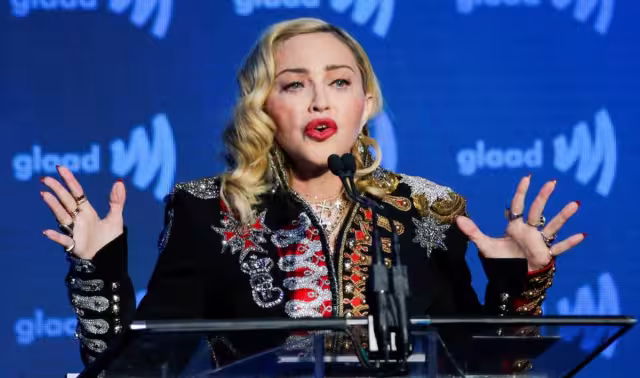 Madonna hace petición al Papa Francisco tras ser excomulgada
