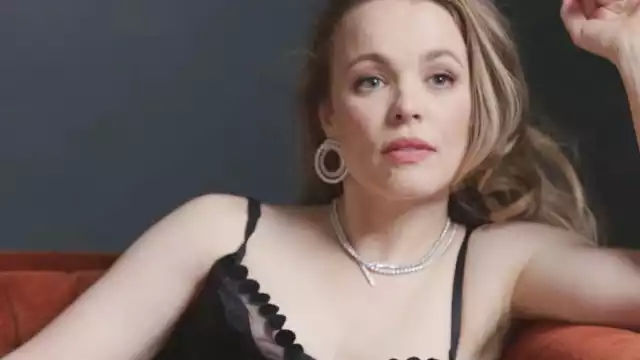 Rachel McAdams pidió que no editaran su vello axilar, lo presume orgullosa