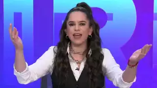 Yuriria Sierra culpa al telepronter por incómodo momento al aire
