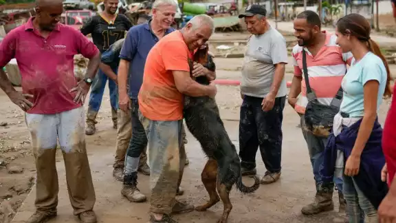 Venezuela suma 43 muertos por el deslave en Las Tejerías Venezuela suma 43 muertos por el deslave en Las Tejerías