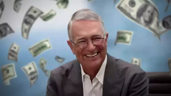 También dijo que regalaría 20 o 30 millones de pesos según su humor