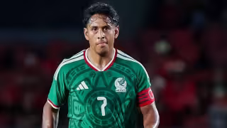 Luis Romo causa baja de la Selección Mexicana antes del partido contra Chile