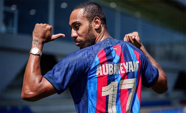 Barcelona vende a Aubameyang al Chelsea y se lleva una millonada