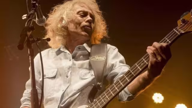 El bajista sufría de esclerosis múltiple desde 2002