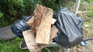 El cadáver se encontraba dentro de una bolsa encima de una carretilla de construcción