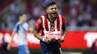 Alexis Vega ya no entraría en planes de Chivas para el próximo torneo