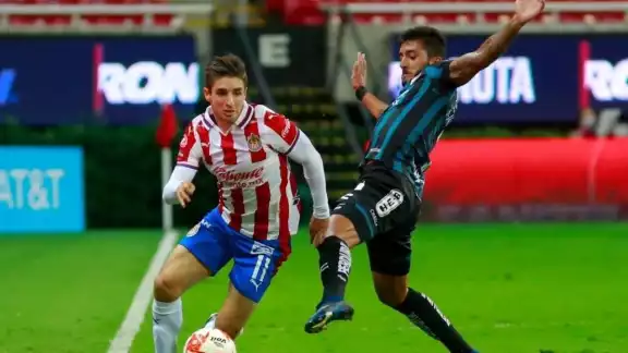 Querétaro y Chivas buscan sumar puntos en esta jornada 5 de la Liga MX. Foto: Twitter Querétaro y Chivas buscan sumar puntos en esta jornada 5 de la Liga MX. Foto: Twitter