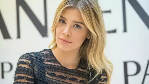 Michelle Salas se recupera de su operación de rodilla Michelle Salas se recupera de su operación de rodilla
