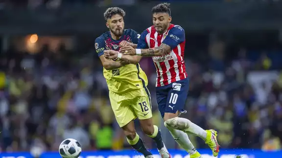 Chivas es favorito para vencer al América este sábado en el Estadio Azteca Chivas es favorito para vencer al América este sábado en el Estadio Azteca