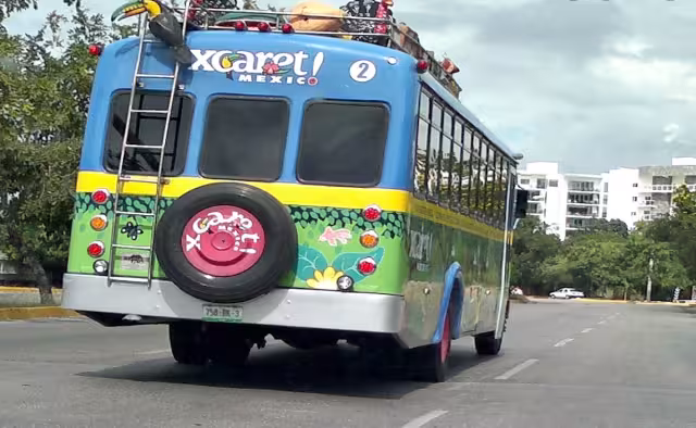 Desde la década de los noventa, Grupo Xcaret utiliza como su marca el nombre maya que en español significa 'pequeña caleta' o 'pequeña ensenada'.