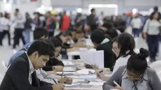 El alza de contagios de COVID-19 es un riesgo latente para los negocios