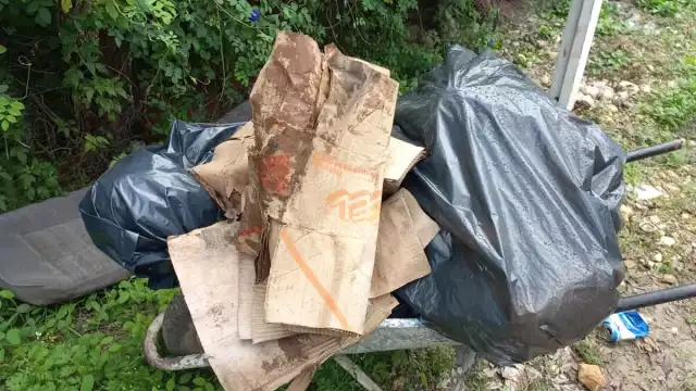 El cadáver se encontraba dentro de una bolsa encima de una carretilla de construcción