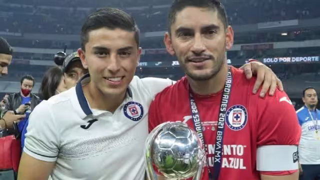 Jesús Corona y su hijo Misael