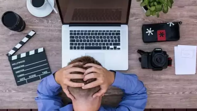 La fallas por conexión a internet puede llegar a frustrar cualquier tipo de proyecto educativo y laborar. Foto: Pixabay