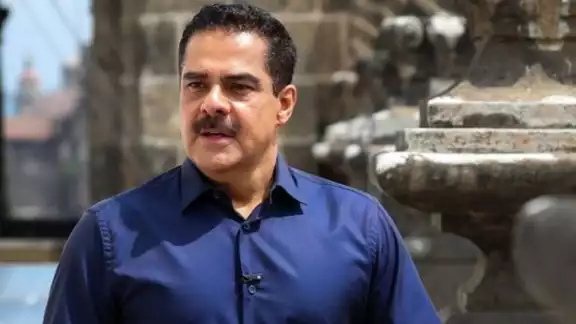 Javier Alatorre aseguró que no recibe órdenes de nadie tras ser acusado de seguir una 'línea' Javier Alatorre aseguró que no recibe órdenes de nadie tras ser acusado de seguir una 'línea'