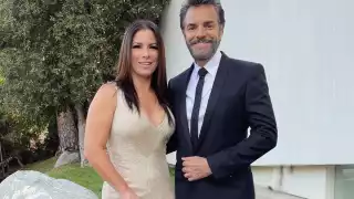 Eugenio Derbez llegó sin su esposa ni sus hijos a la gala, en la que ganó una estatuilla dorada junto al elenco de 'CODA'