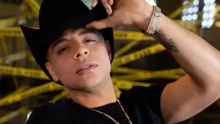 Eduin Caz anunció que estará ausente por algunas semanas, para recuperarse tras la intensa carga de trabajo que ha tenido.