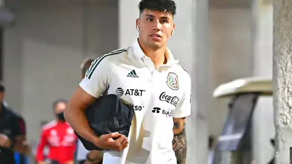 Jorge Sánchez no ha terminado de convencer con el PSV en Holanda Jorge Sánchez no ha terminado de convencer con el PSV en Holanda