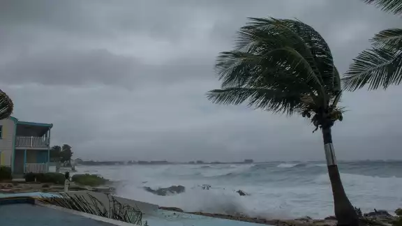 Se esperan lluvias torrenciales en Quintana Roo e intensas en Yucatán Se esperan lluvias torrenciales en Quintana Roo e intensas en Yucatán