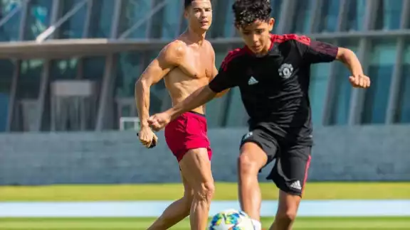 Cristiano Ronaldo espera que su hijo siga sus pasos dentro de futbol profesional Cristiano Ronaldo espera que su hijo siga sus pasos dentro de futbol profesional