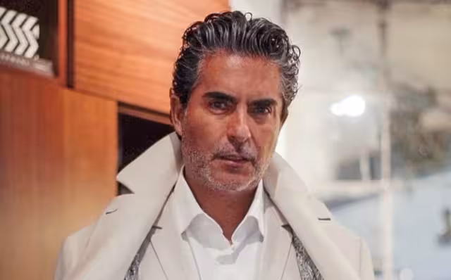 Él es el hermano de Raúl Araiza que lo llevó a las adicciones