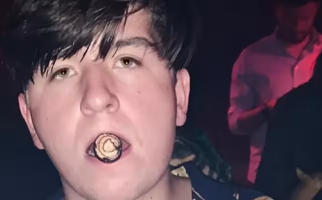 Tachan a Fofo Márquez de 'ignorante' por su forma de escribir