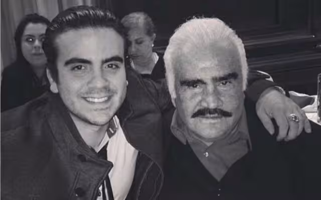 El nieto de 'Chente' compartió la foto de su antebrazo tatuado con el rostro de su abuelo