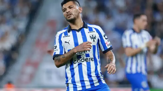 Tecatito ahora enfrenta problemas con la ley en Monterrey