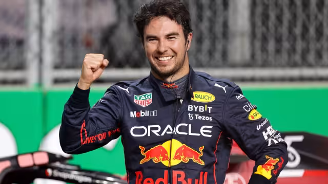 Sergio Pérez consigue la pole position en GP de Arabia Saudita