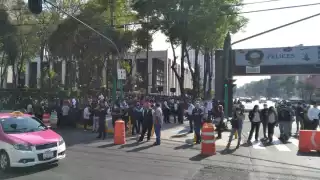 Un sujeto anónimo realizó una llamada telefónica a emergencias para alertar sobre la bomba.