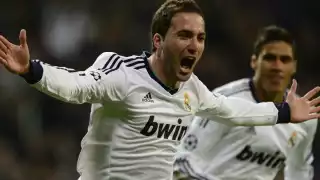 El delantero dejará las canchas de futbol