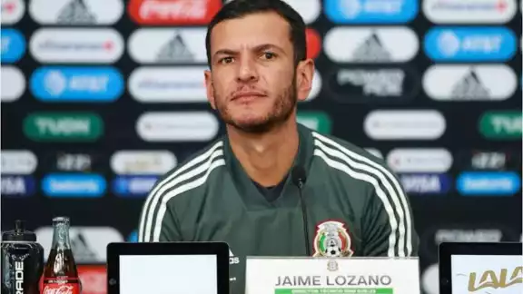 Jaime Lozano sorprende con algunos nombres dentro de su primer convocatoria con el TRI Jaime Lozano sorprende con algunos nombres dentro de su primer convocatoria con el TRI