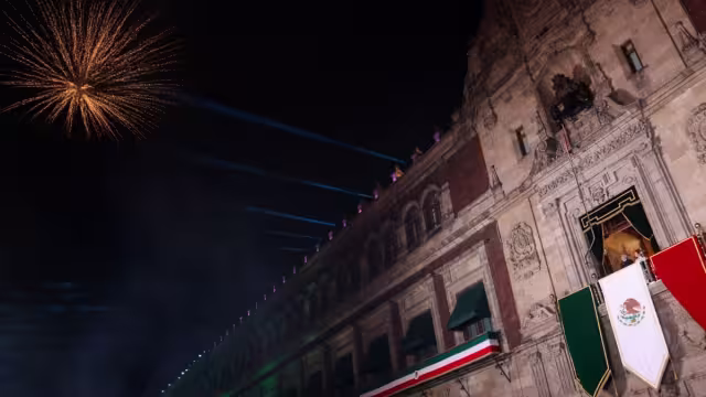 En la noche habrá un espectáculo de pirotecnia, música y proyección de videos