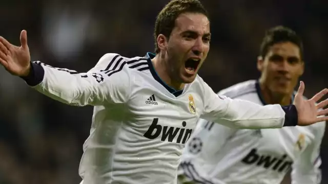 El delantero dejará las canchas de futbol