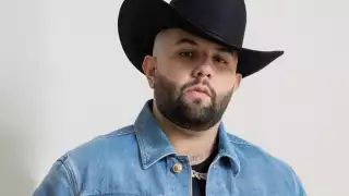 Carin León revela a cuánto asciende su fortuna