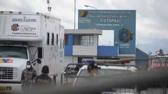 Al menos 15 muertos y 21 heridos tras nueva reyerta en una cárcel de Ecuador Al menos 15 muertos y 21 heridos tras nueva reyerta en una cárcel de Ecuador