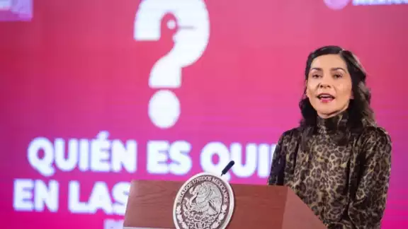 Elizabeth Vilchis presenta la sección '¿Quién es quién en las mentiras de la semana?'